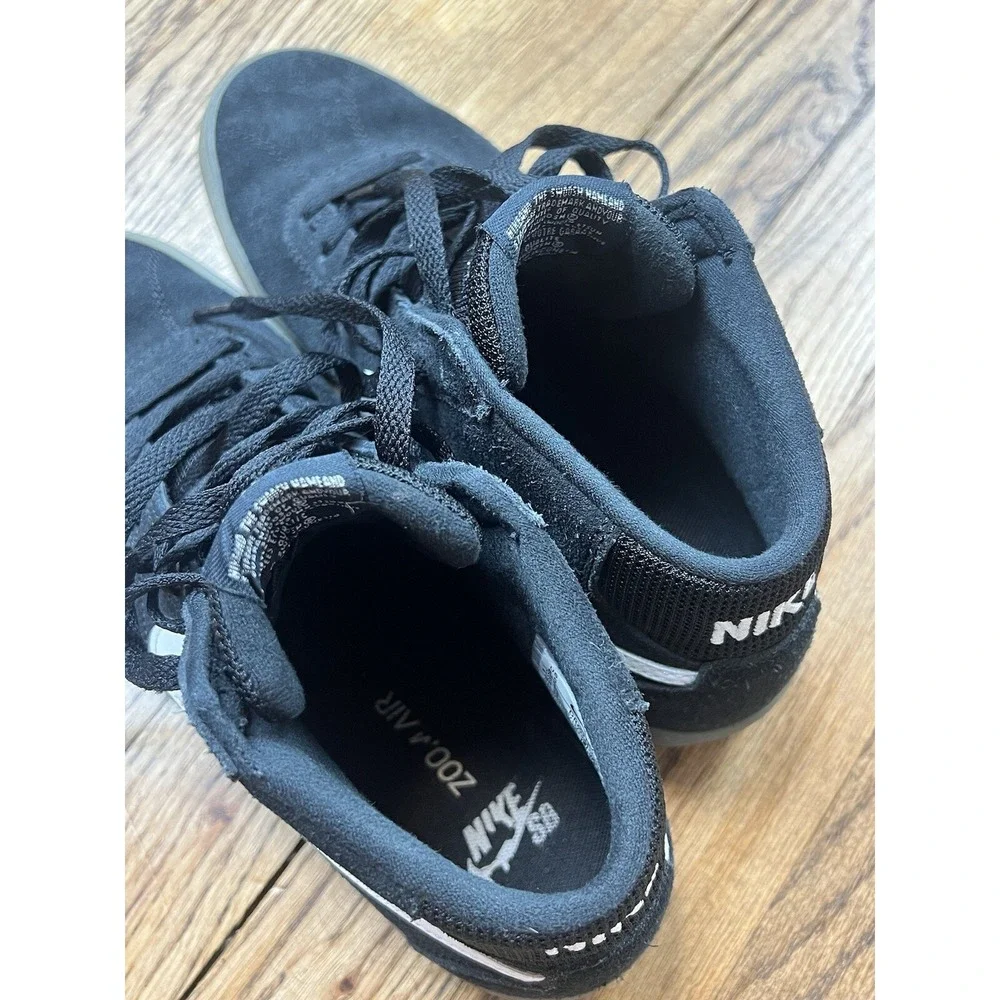 Nike fast shipping